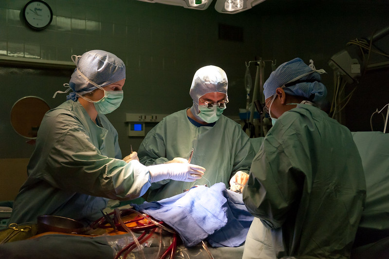 В Национальном медицинском исследовательском центре здоровья детей уволили ведущих трансплантологов