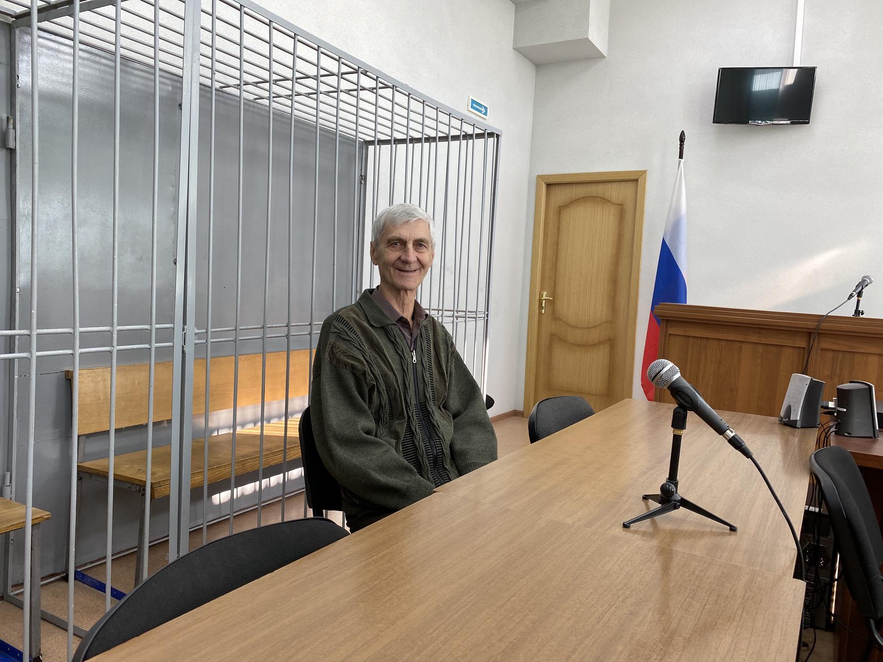 Суд в Амурской области приговорил к реальному сроку пожилого свидетеля Иеговы с онкологией